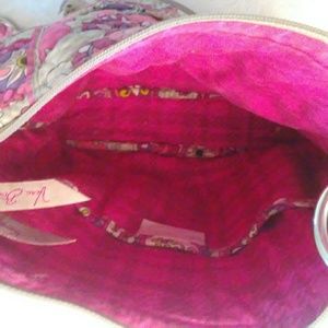 Vera Bradley Bags - Vera Bradley crossover Vera Bradley Bags - Vera Bradley crossover